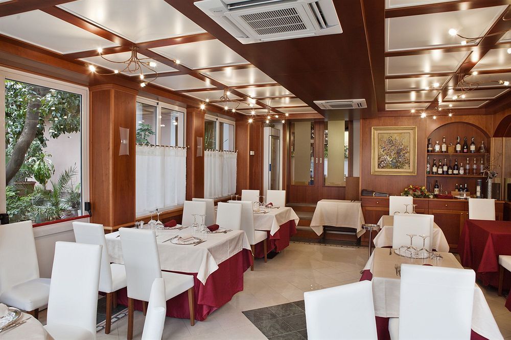 Hotel Baia Blu Αλάσιο Εξωτερικό φωτογραφία
